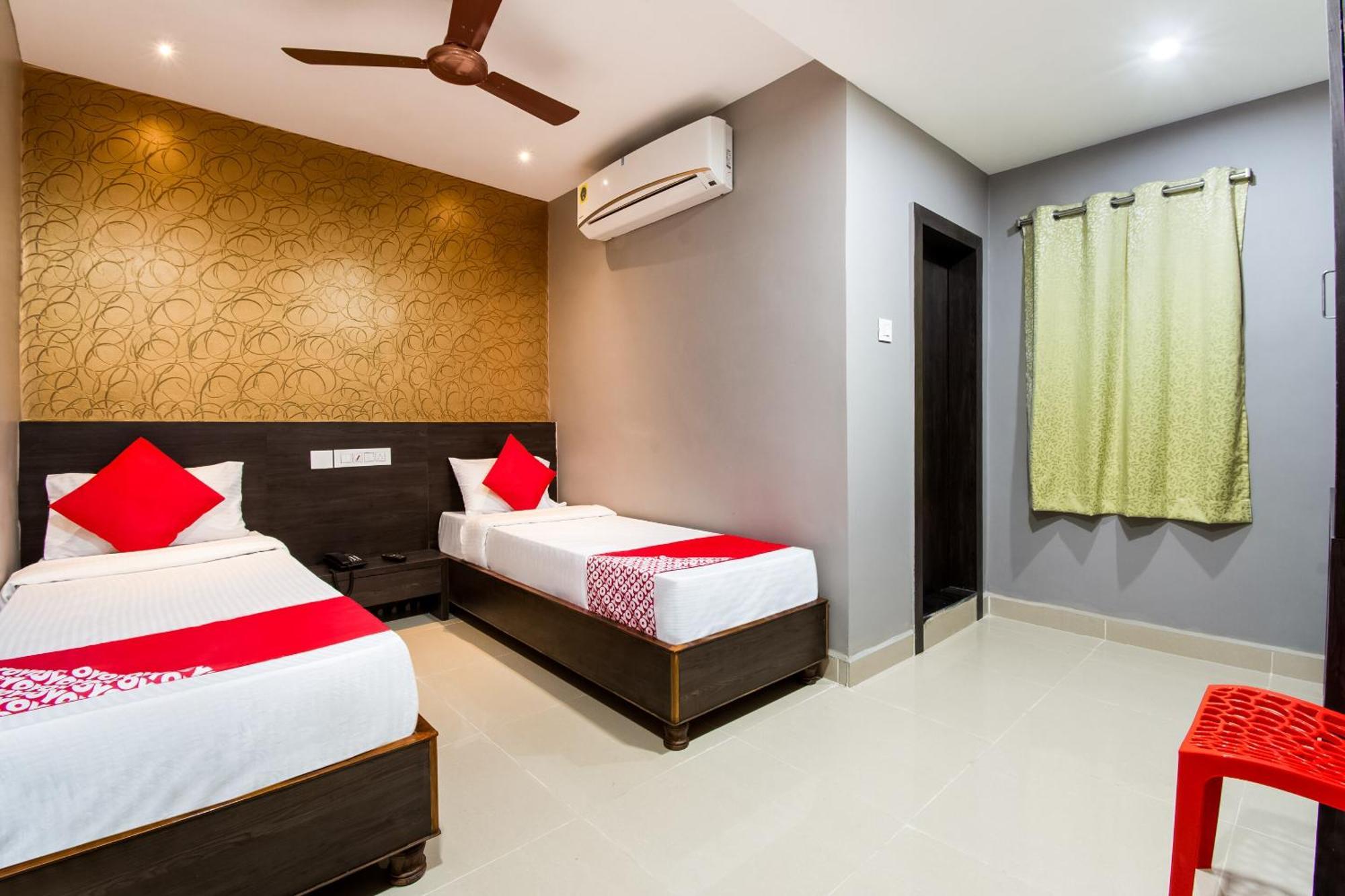 Hotel Cj Inn Vijayawada Ngoại thất bức ảnh